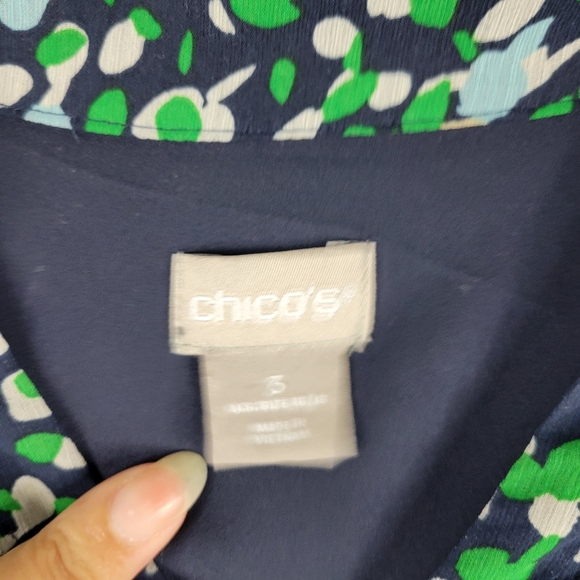 Chicos Abstract Dot Ditsy Floral Sheer Sleeve V Neck Round Hem Popover Blouse - Picture 11 of 12